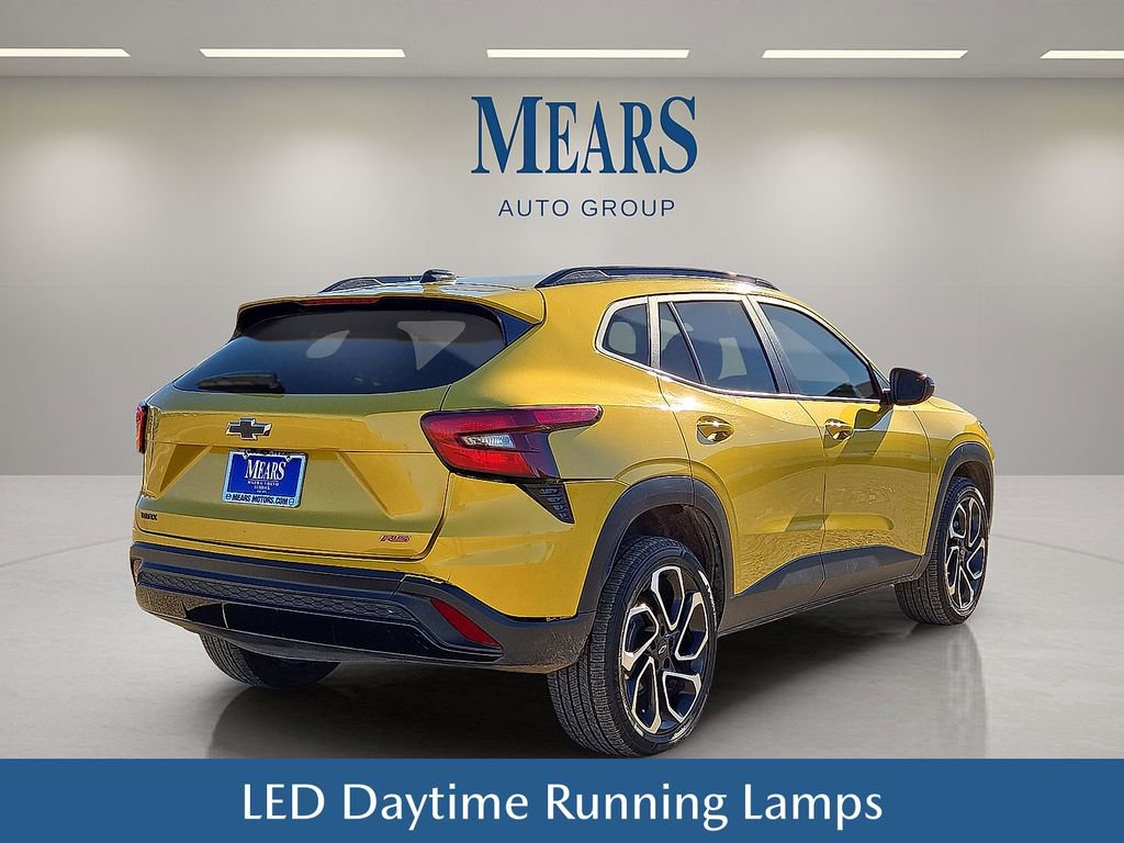 Used 2024 Chevrolet Trax RS w/ Driver Confidence Package image 6