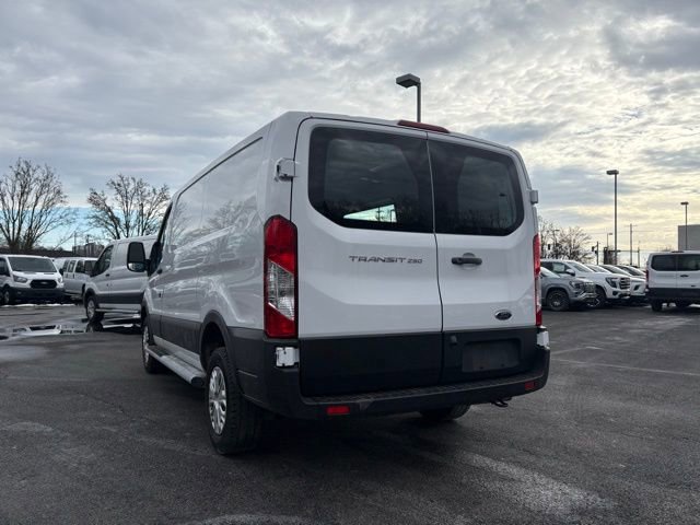 Used 2024 Ford Transit 250 Low Roof w/ Exterior Upgrade Package image 3