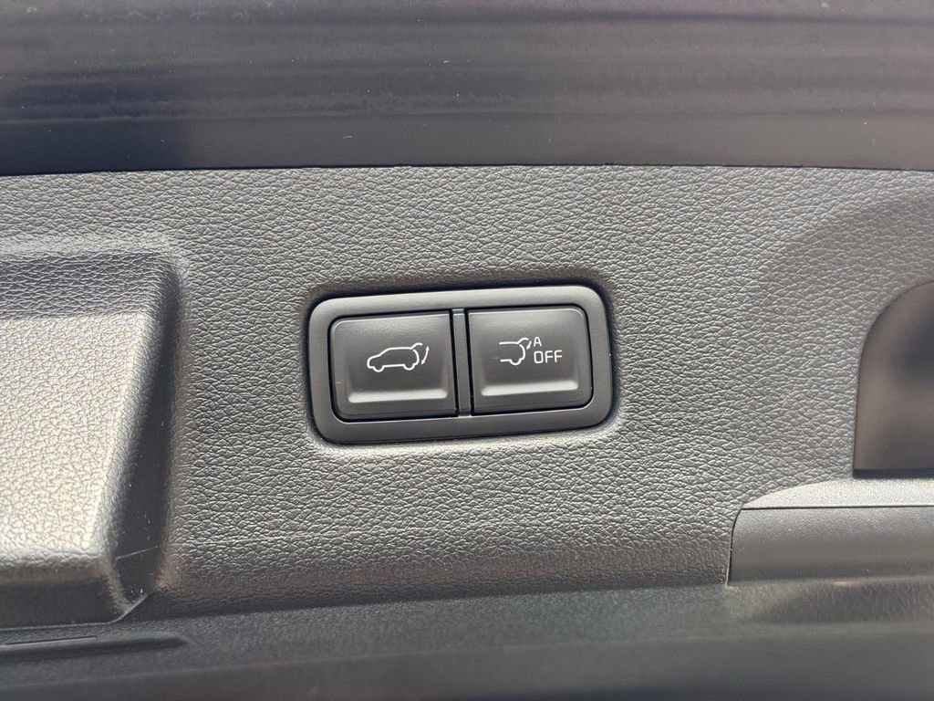 Used 2023 Kia Telluride SX AWD/4WD image 6