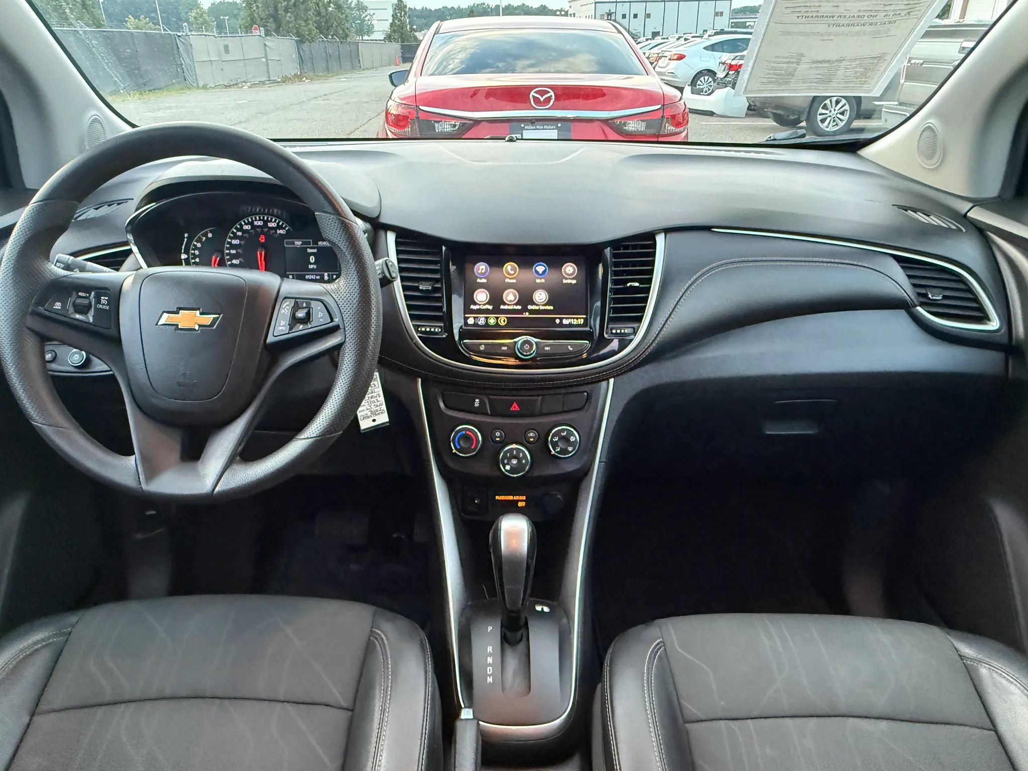 Used 2021 Chevrolet Trax LT FWD image 3