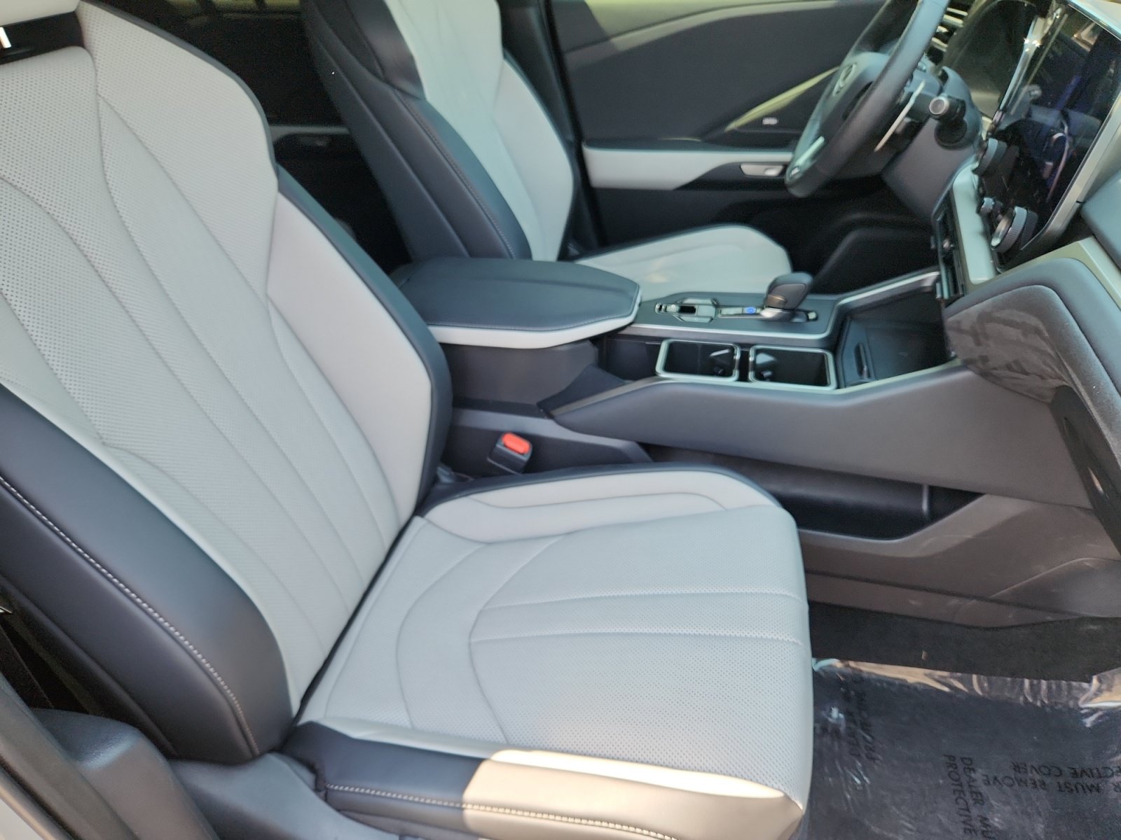 Certified 2026 Lexus TX 500h AWD w/ Technology Package image 16