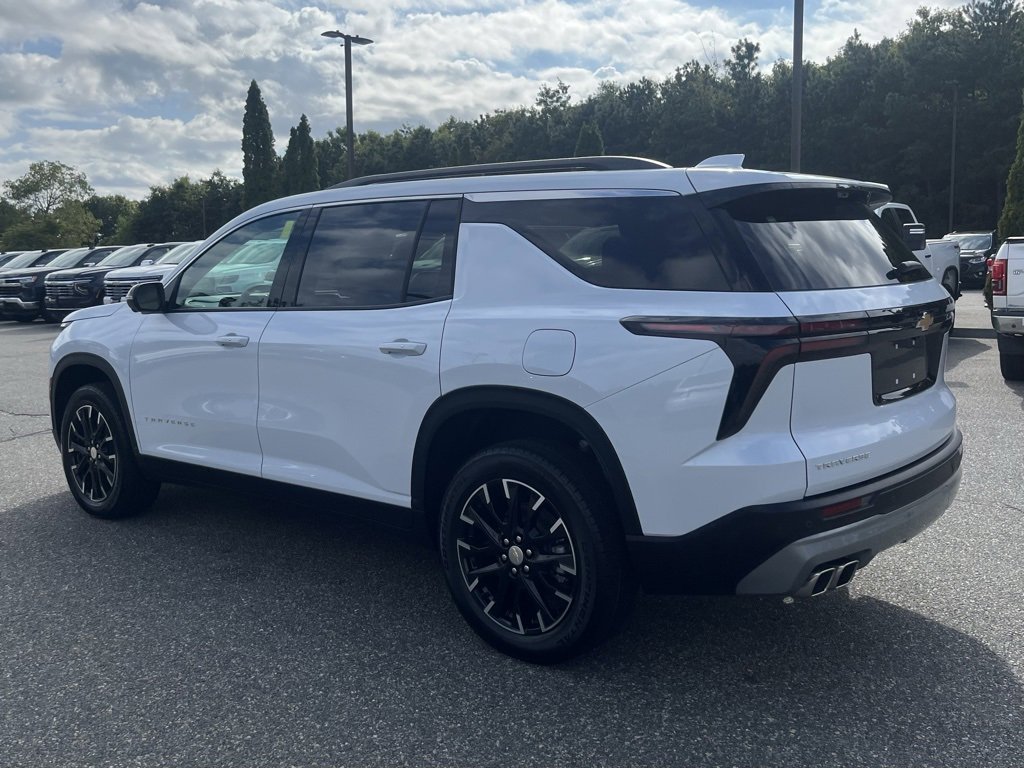 New 2026 Chevrolet Traverse LT w/ Sun and Wheel Package image 3