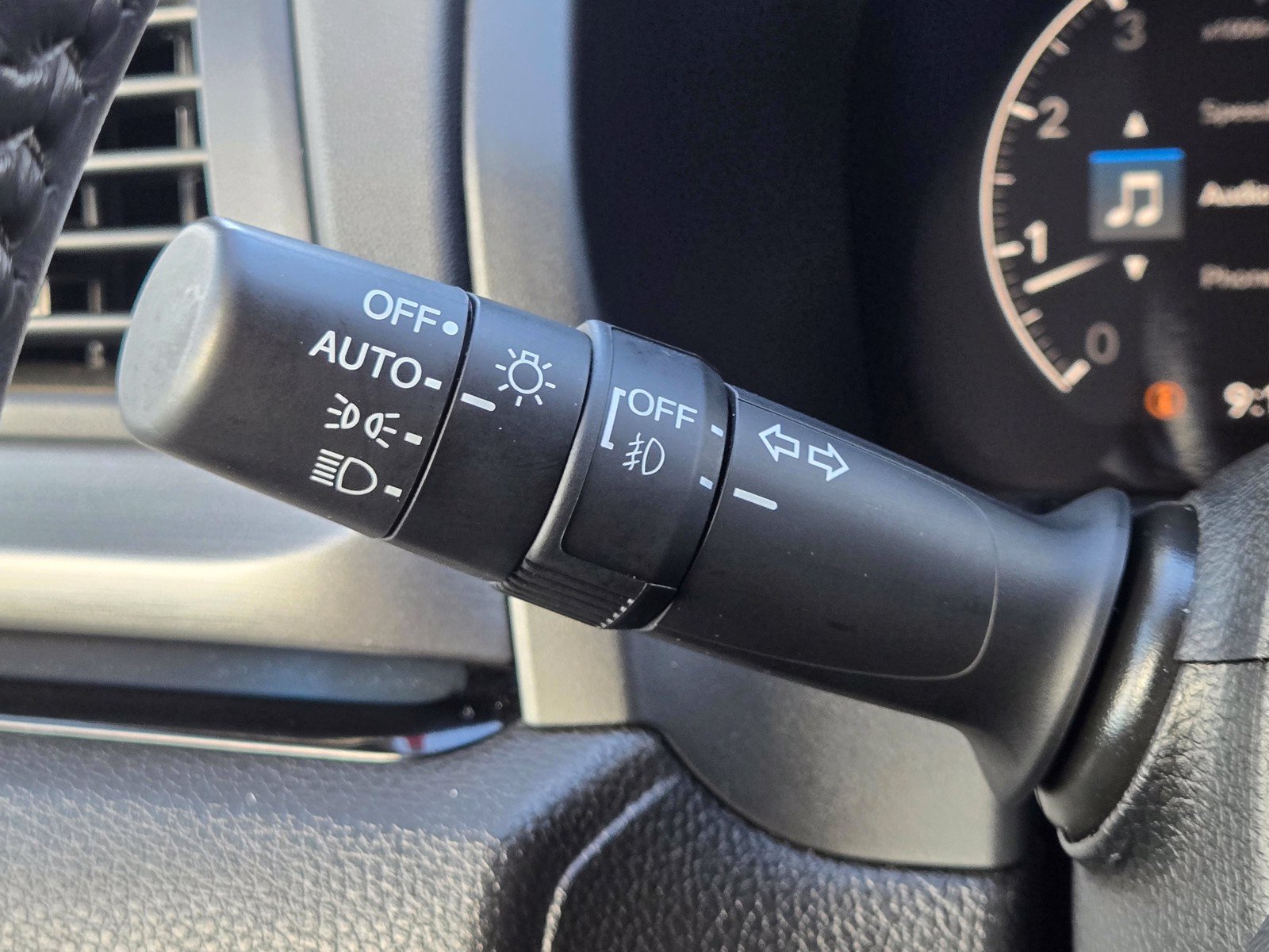 Used 2025 Honda Odyssey Touring image 24