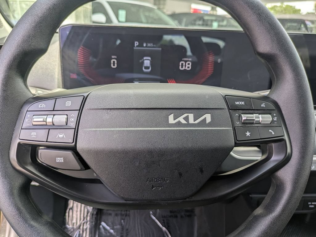 Used 2025 Kia K4 FWD image 21