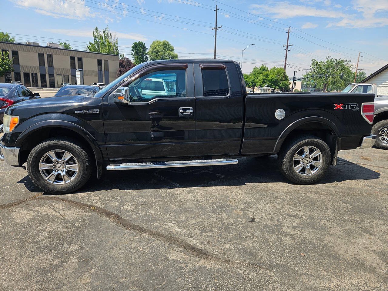 Used 2013 Ford F150 XLT w/ XTR Pkg AWD/4WD image 4