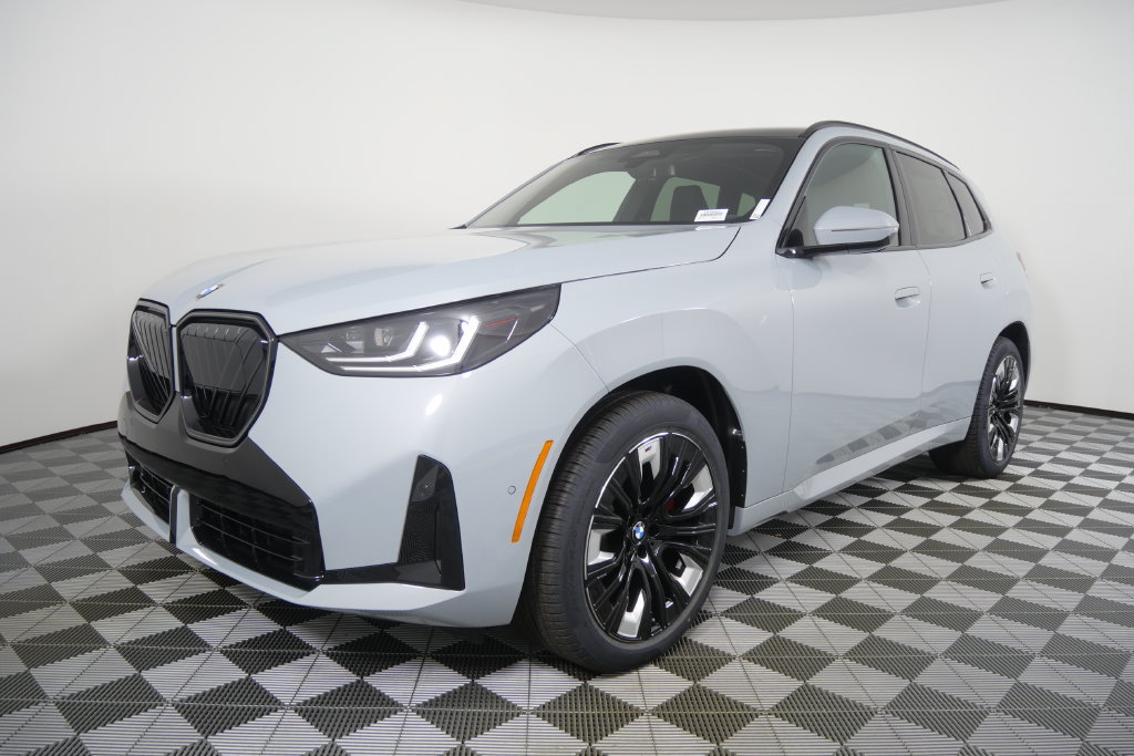 New 2026 BMW X3 xDrive30i w/ M Sport Package AWD/4WD image 7