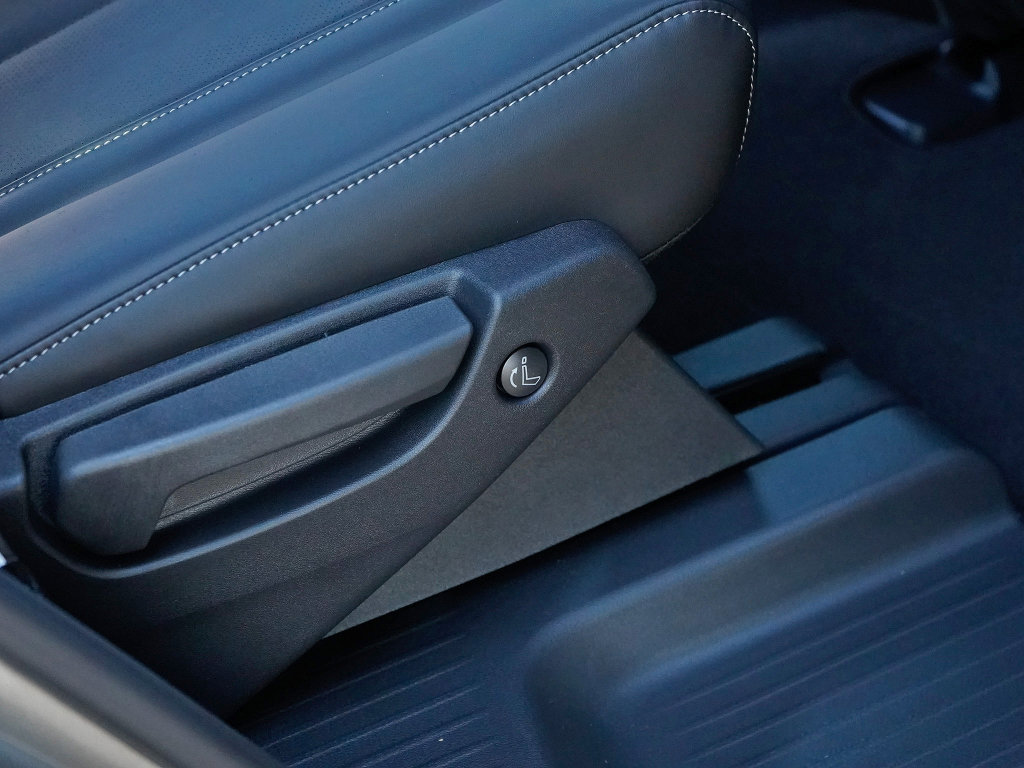 New 2026 INFINITI QX60 Luxe w/ Cargo Package image 33