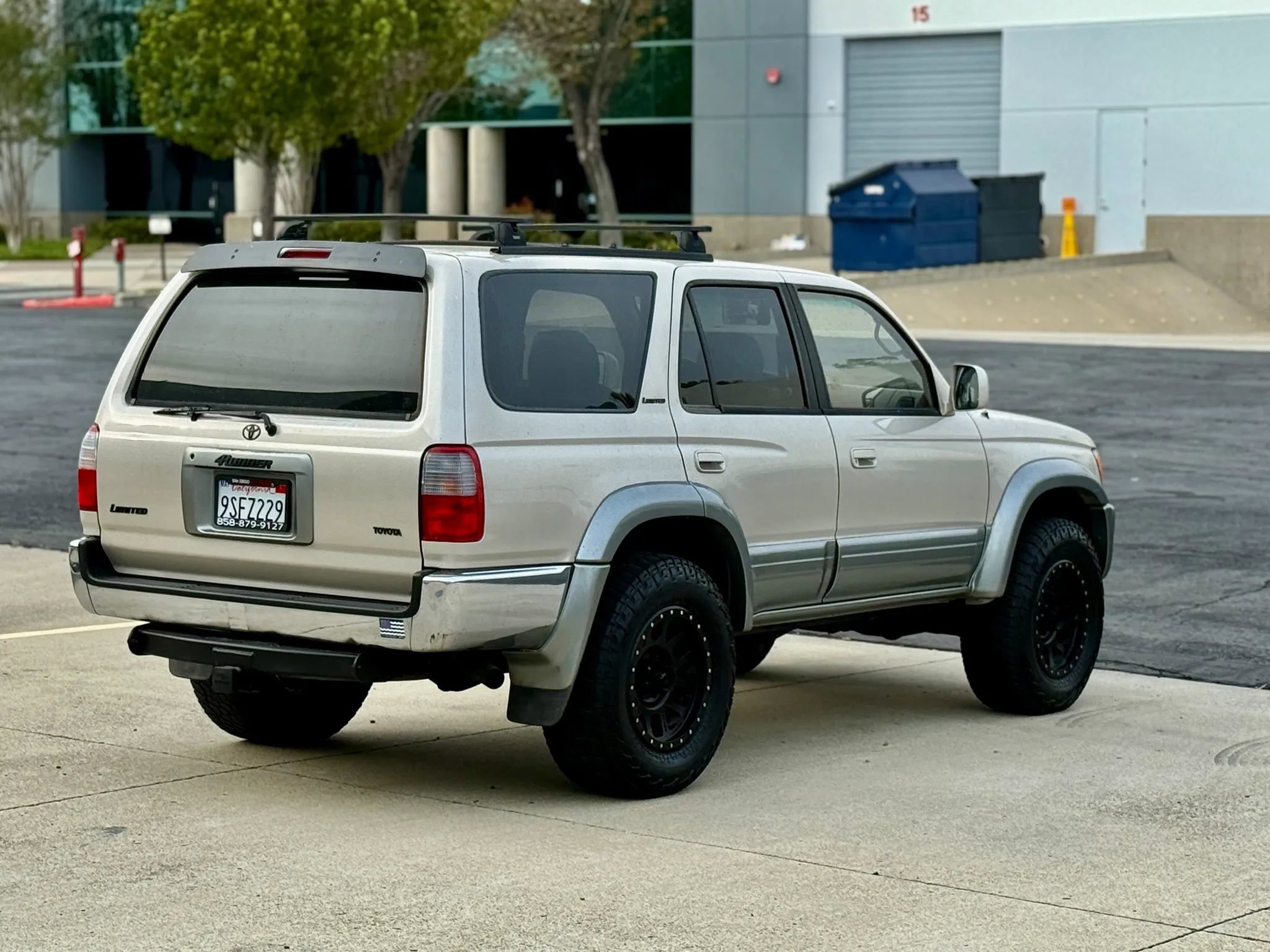 Used 1997 Toyota 4Runner Limited image 10