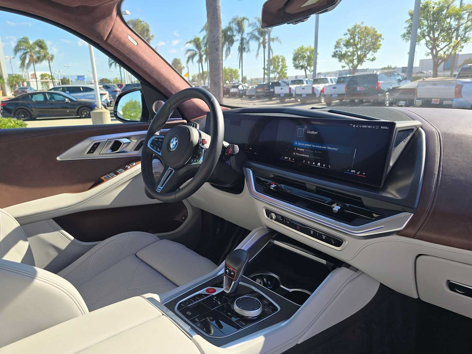 Used 2025 BMW XM AWD/4WD image 11