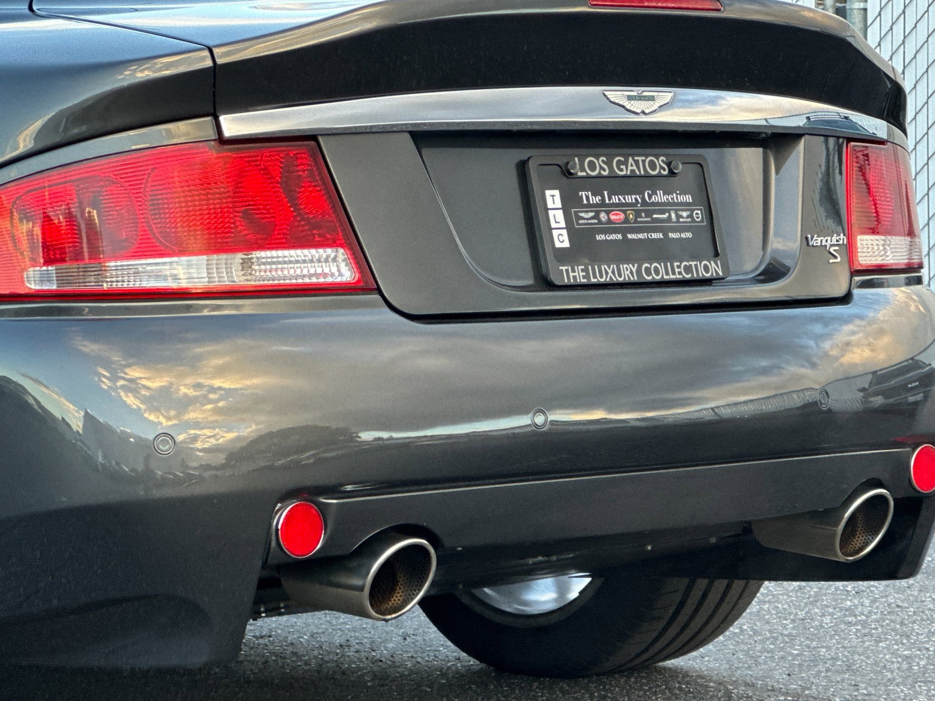 Used 2006 Aston Martin Vanquish S image 8