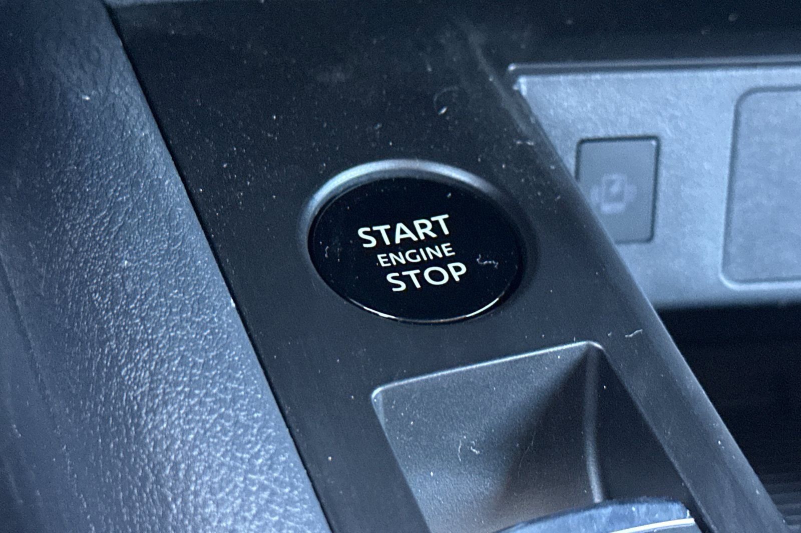 New 2026 Nissan Kicks SV image 26