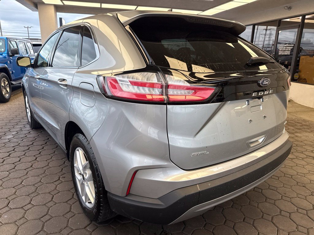 Used 2024 Ford Edge SEL w/ Convenience Package AWD/4WD image 8