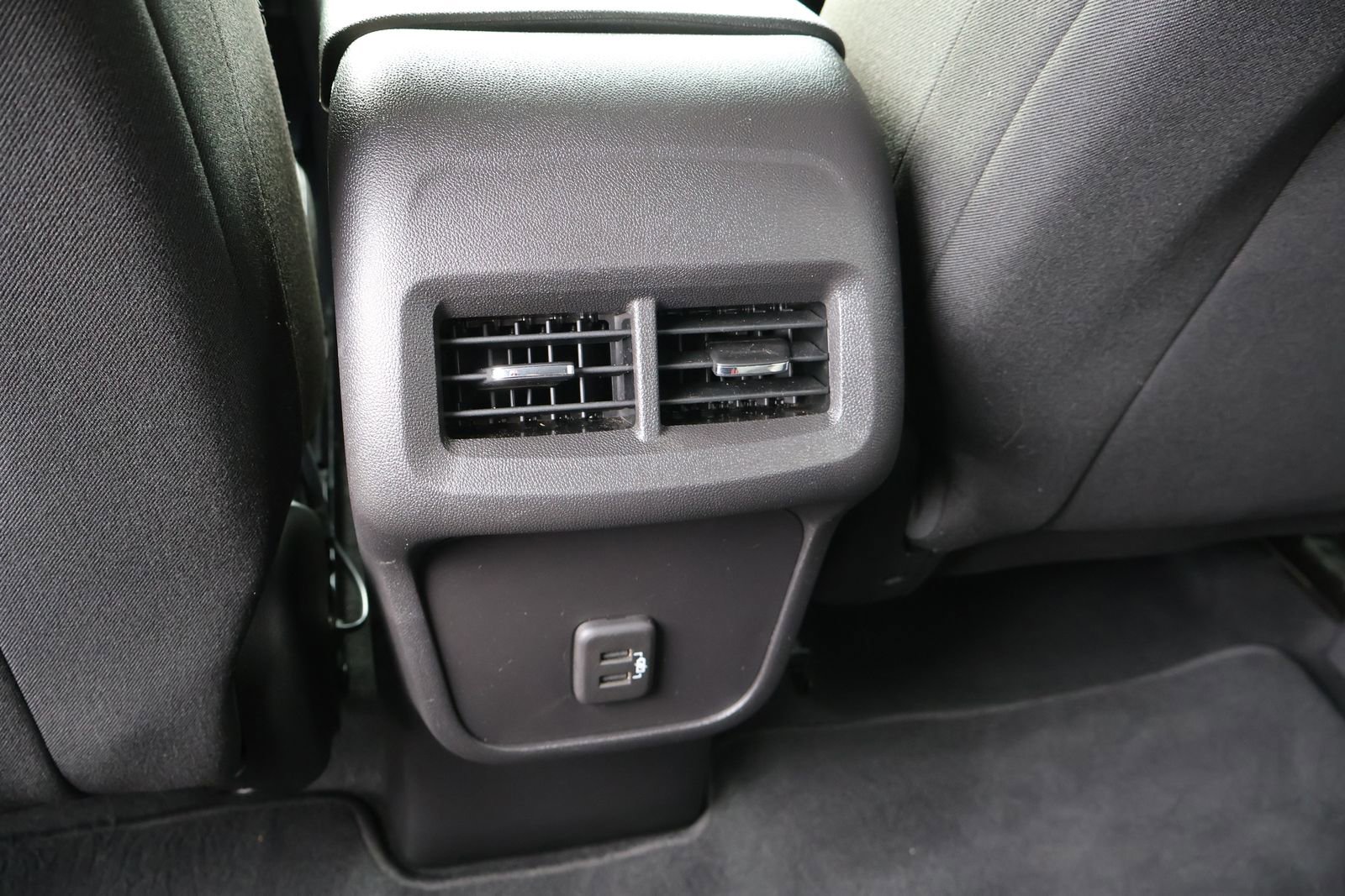 Used 2024 Chevrolet Equinox LS w/ LS Convenience Package FWD image 13