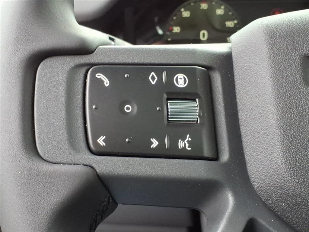 New 2026 Land Rover Defender 110 X-Dynamic SE image 17