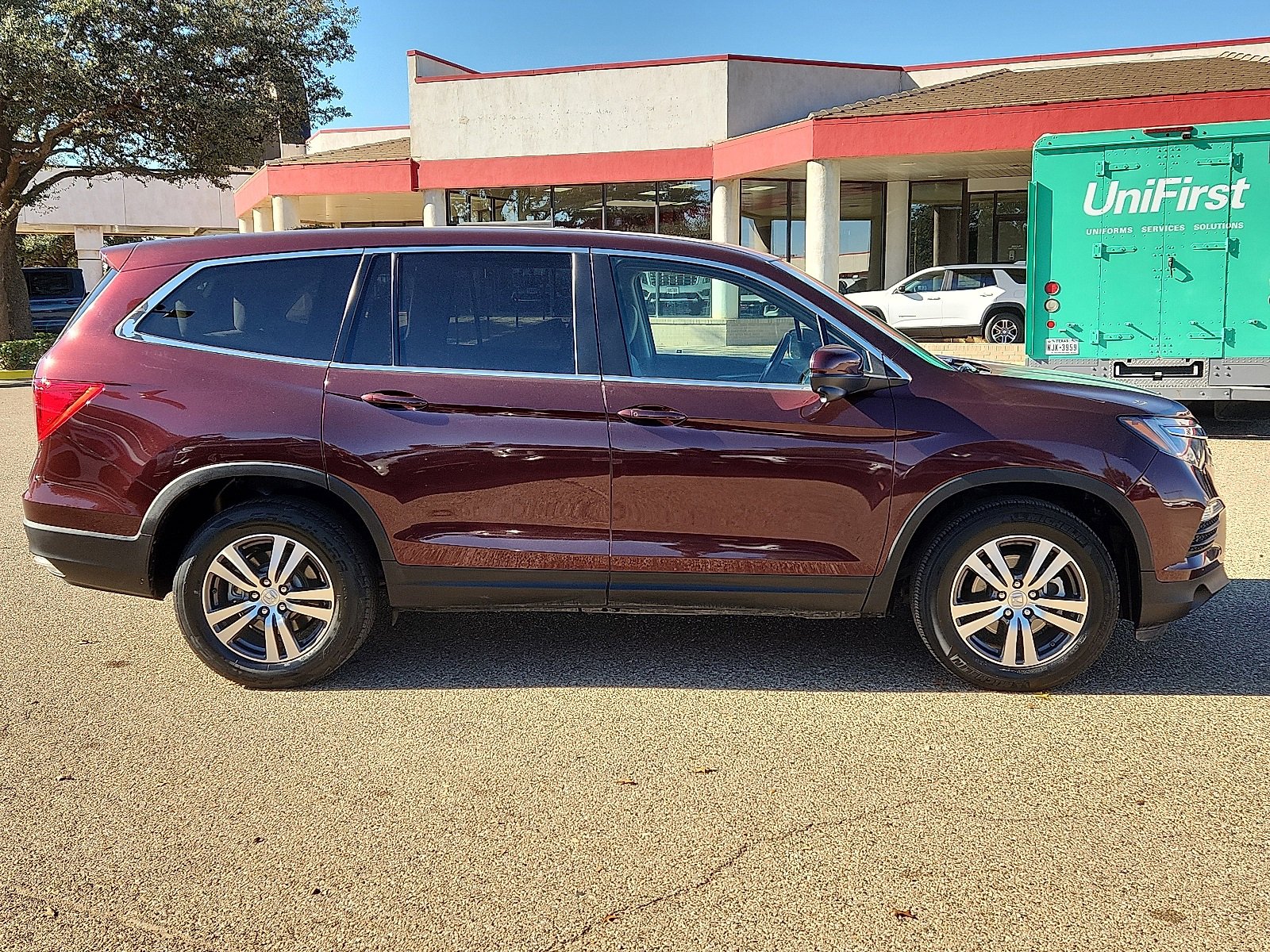 Used 2017 Honda Pilot EX-L image 5