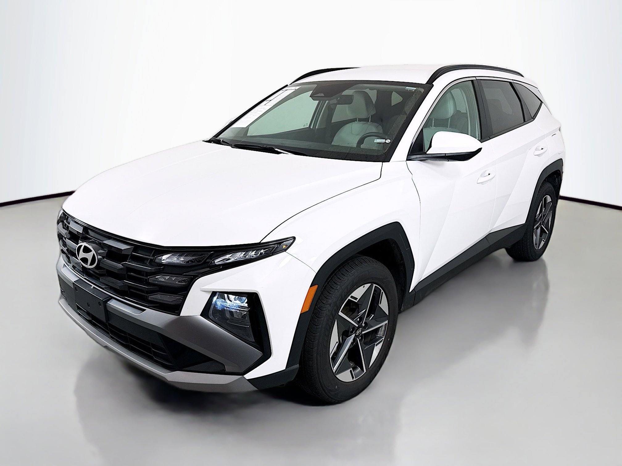 Used 2025 Hyundai Tucson SEL image 3