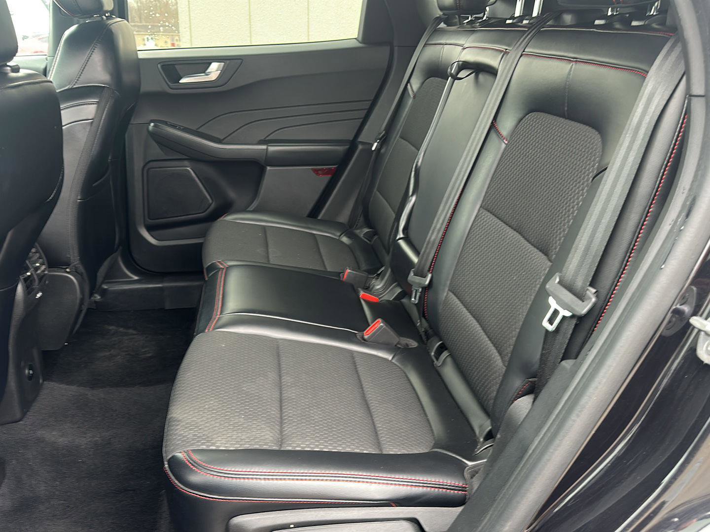 Used 2023 Ford Escape ST-Line image 11