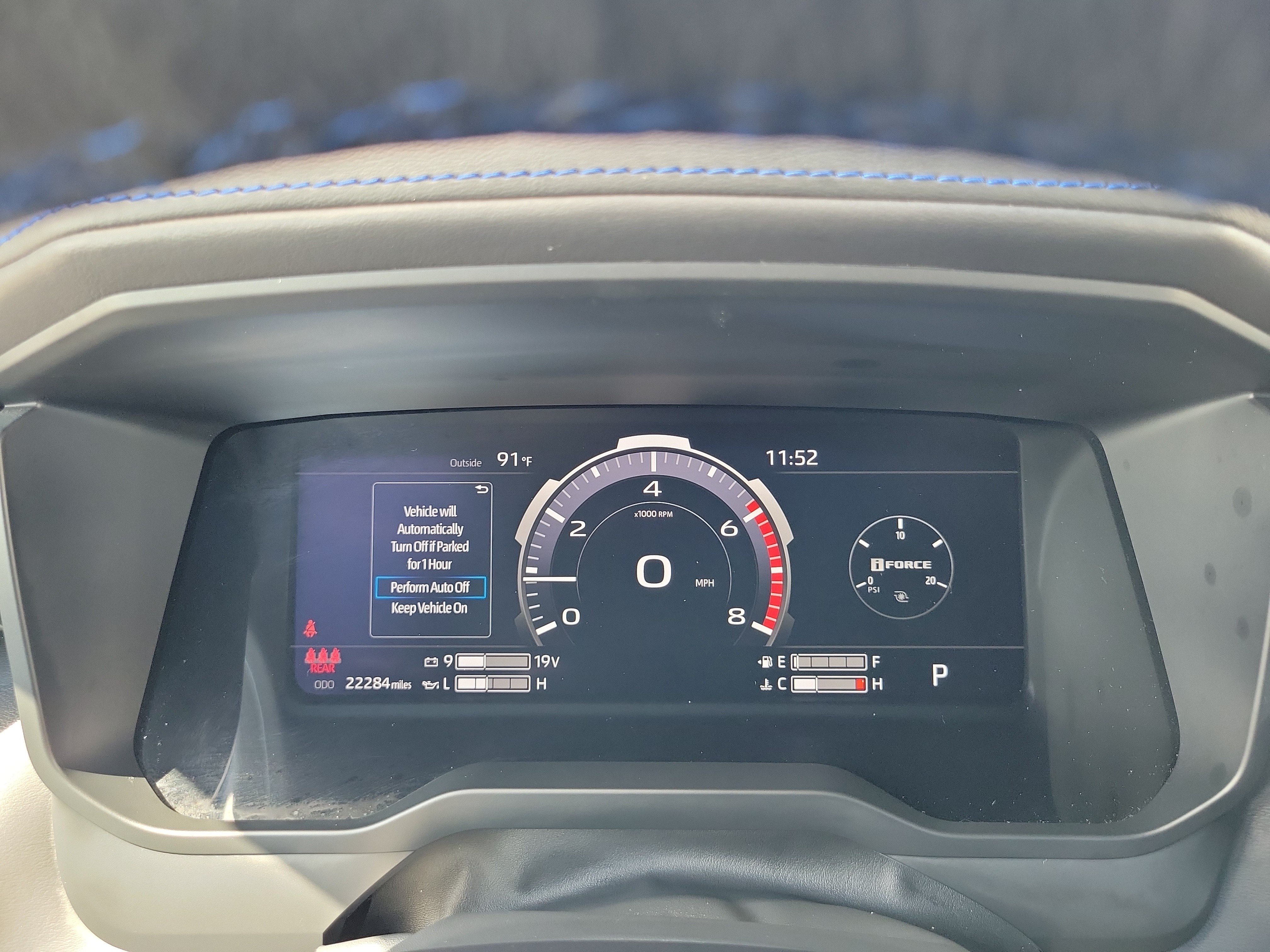 Used 2025 Toyota Tundra Platinum AWD/4WD image 29