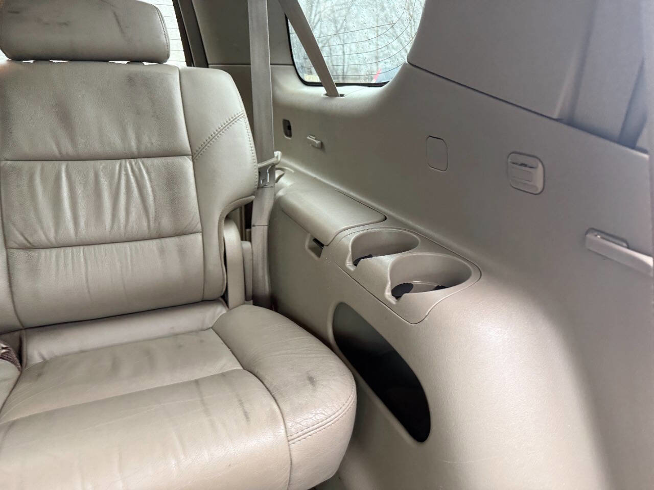 Used 2007 Toyota Sequoia Limited AWD/4WD image 30