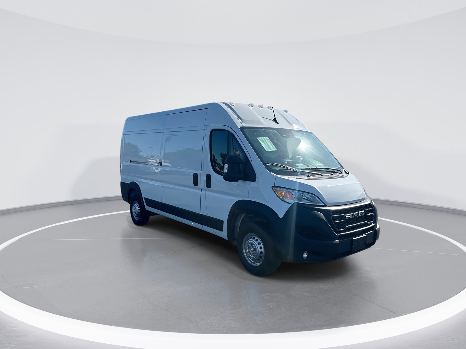 Used 2026 RAM ProMaster 2500 w/ Convenience Group FWD image 2