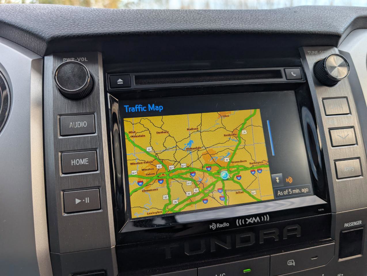 Used 2017 Toyota Tundra SR5 w/ SR5 Upgrade Package image 19