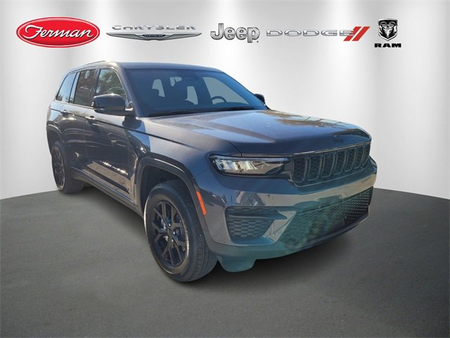 New 2025 Jeep Grand Cherokee Altitude image 1