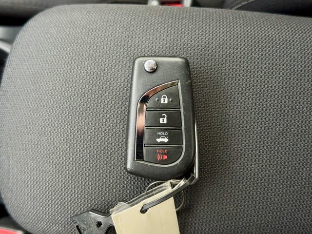 Used 2023 Toyota Corolla LE image 29