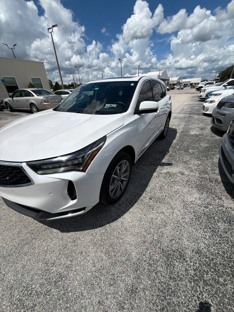 Used 2023 Acura RDX w/ Technology Package FWD image 3