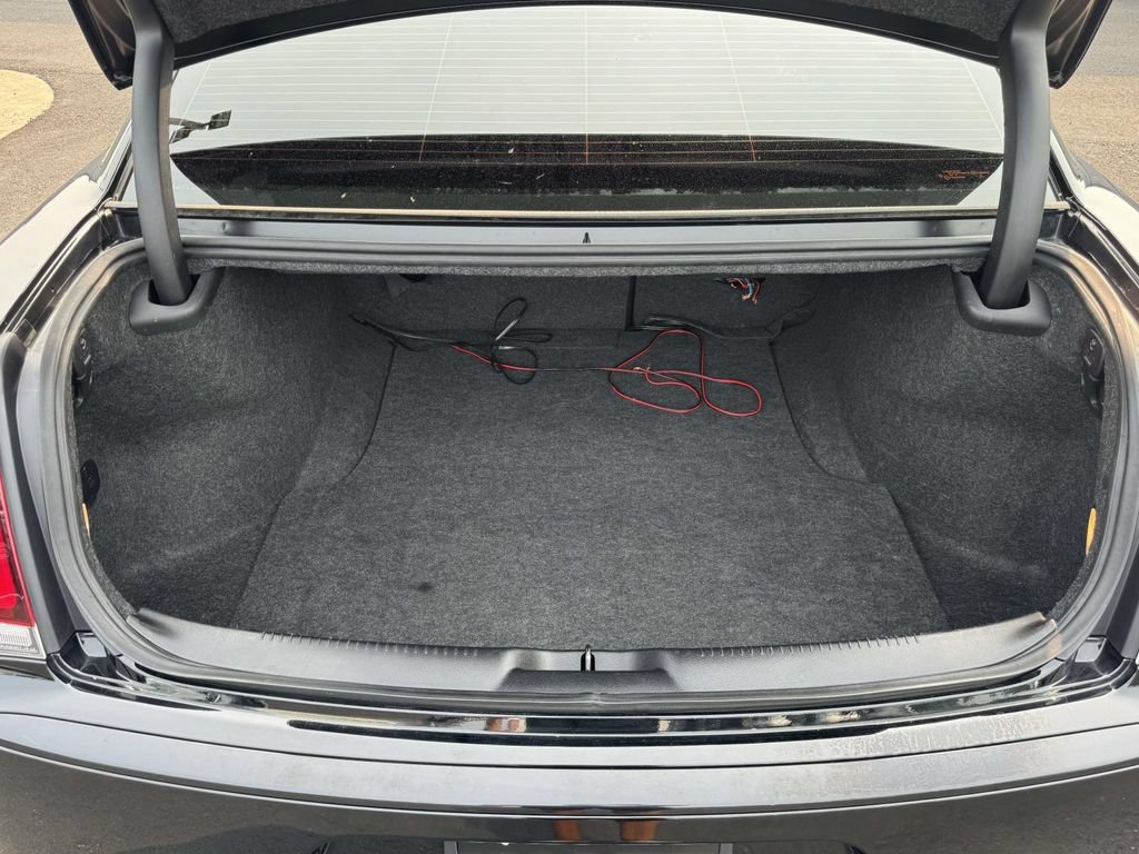 Used 2021 Chrysler 300 Touring w/ Sport Appearance Package RWD image 16