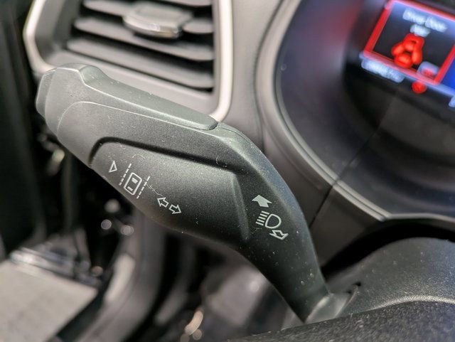 Used 2022 Ford Edge SEL w/ Convenience Package image 17