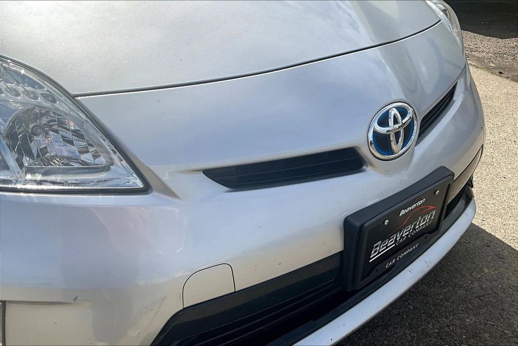 Used 2015 Toyota Prius Two image 32