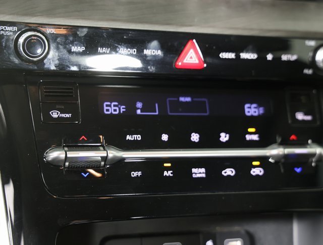 Certified 2024 Kia Carnival SX image 16