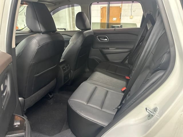 Used 2021 Nissan Rogue SV w/ Premium Package AWD/4WD image 12