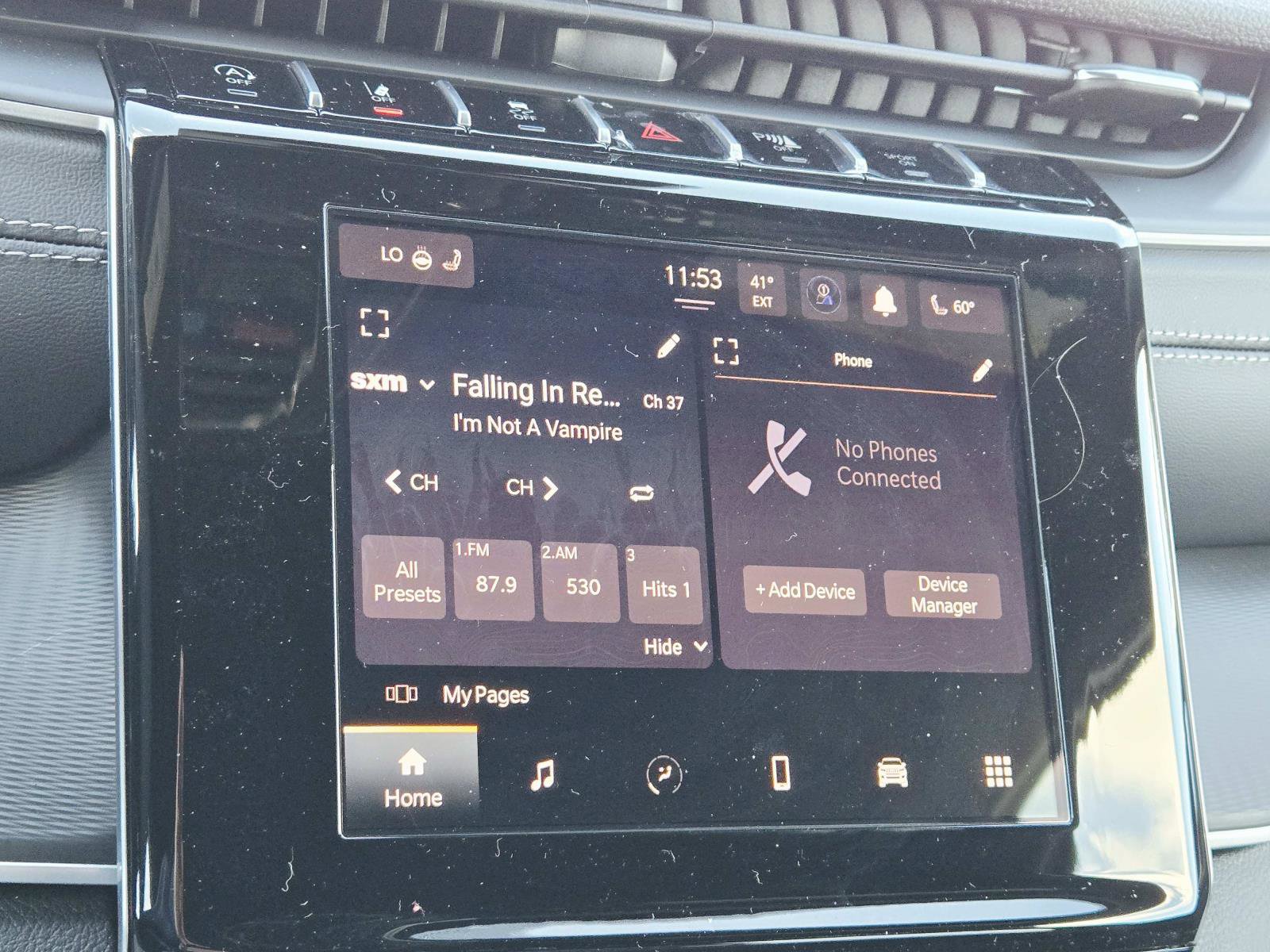 New 2025 Jeep Grand Cherokee Altitude image 21