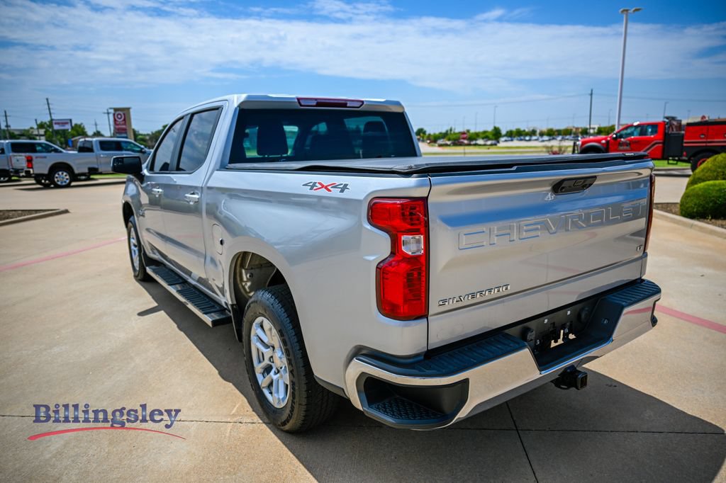 Used 2022 Chevrolet Silverado 1500 LT AWD/4WD image 5