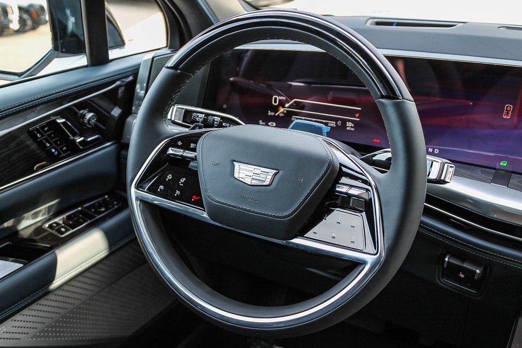 New 2025 Cadillac Escalade IQ Luxury 2 image 15