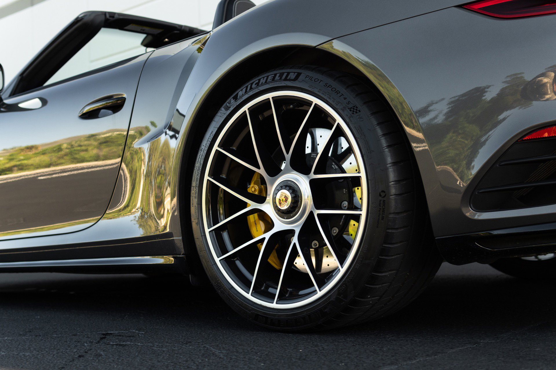 Used 2019 Porsche 911 Turbo S image 29