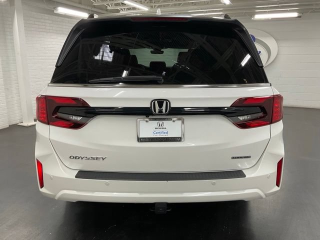 Certified 2025 Honda Odyssey Touring image 4