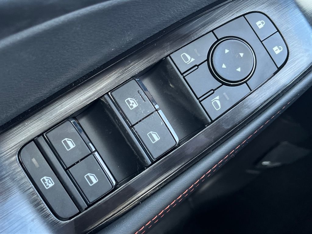 New 2026 Nissan Rogue SV image 18