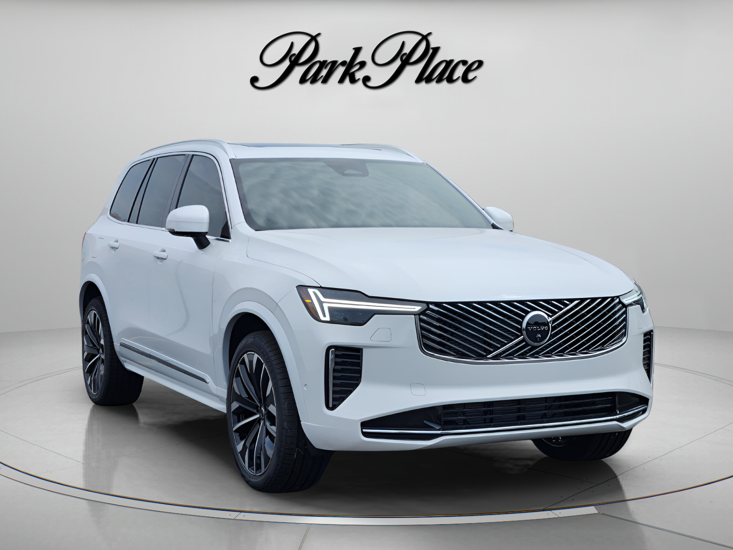 Used 2026 Volvo XC90 B6 Plus w/ Protection Package Premier AWD/4WD image 8