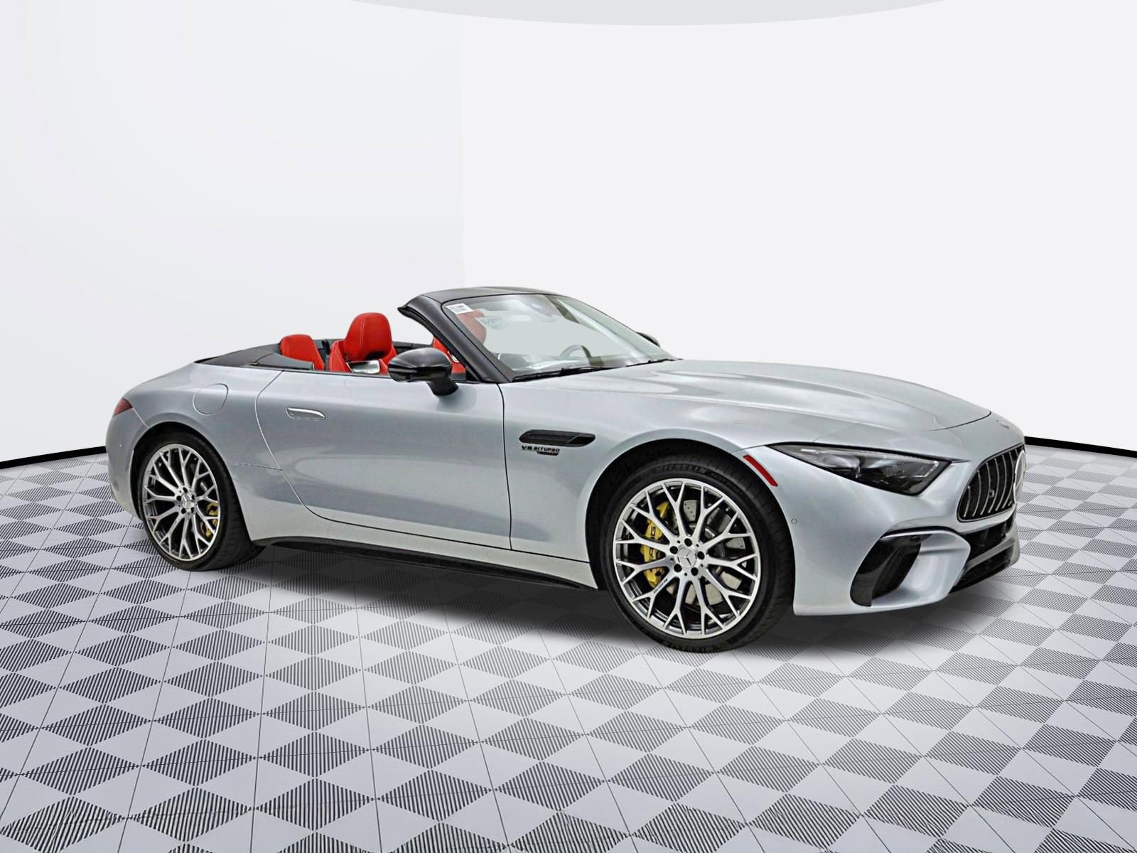 Used 2024 Mercedes-Benz SL 63 AMG 4MATIC image 17