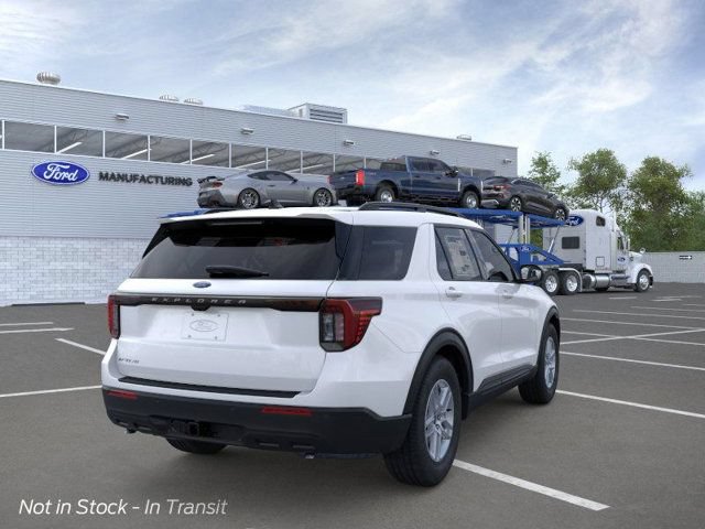 New 2026 Ford Explorer Active RWD image 8