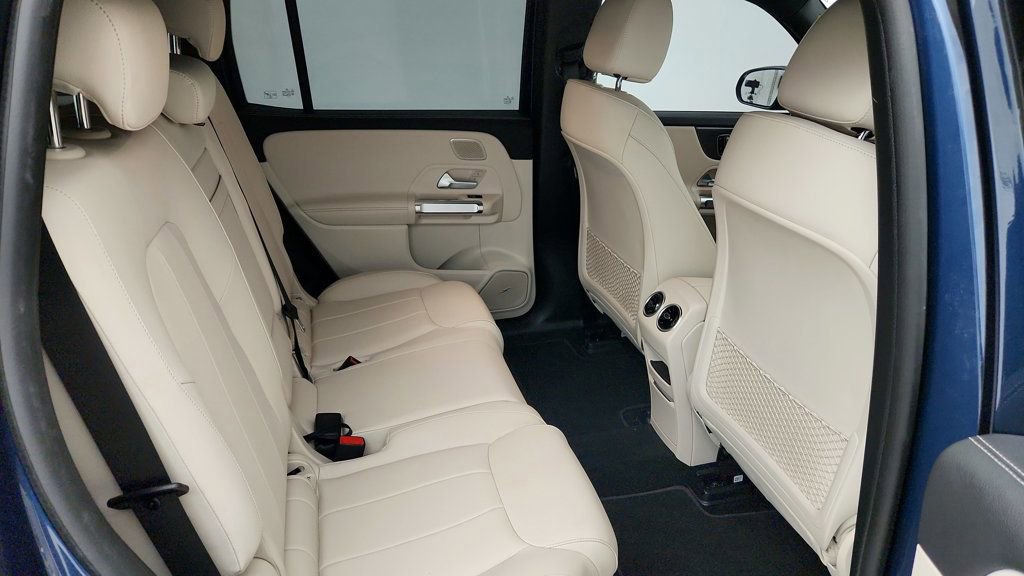 Used 2023 Mercedes-Benz EQB 250+ image 21