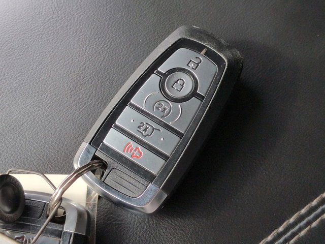 Used 2023 Ford Explorer XLT w/ Equipment Group 202A AWD/4WD image 27