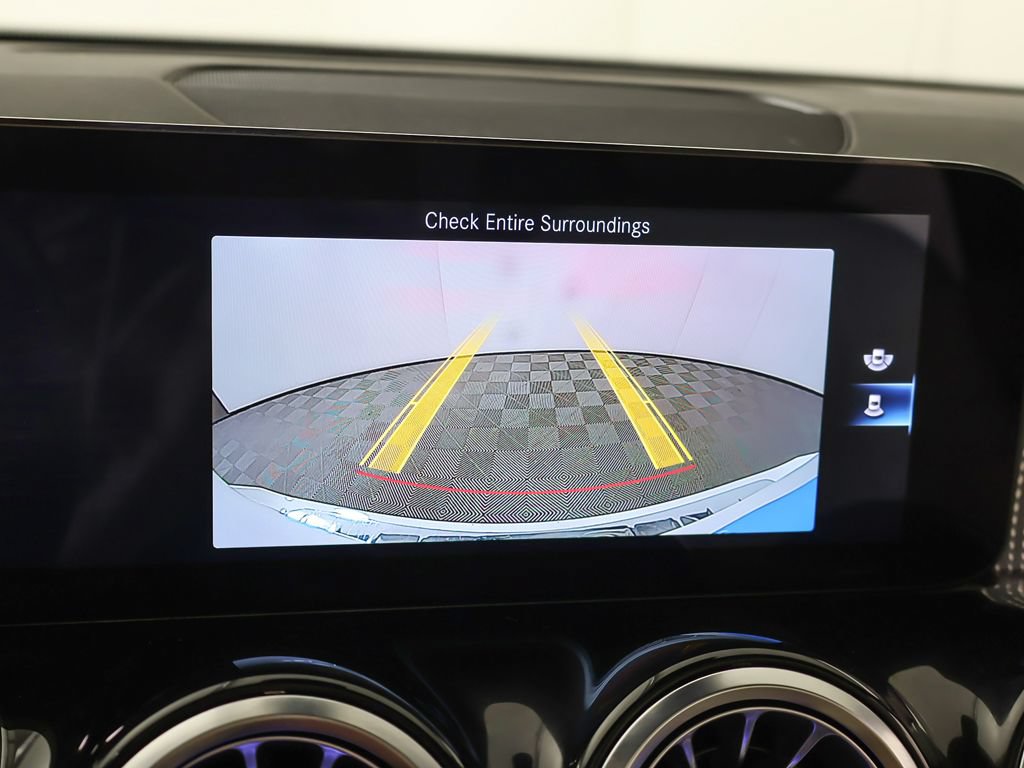Used 2022 Mercedes-Benz GLB 250 4MATIC image 45