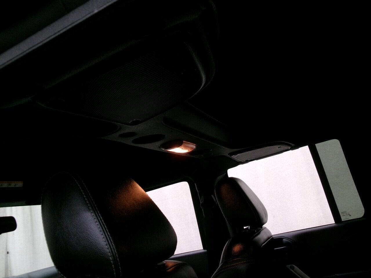 Used 2016 Jeep Wrangler Unlimited Rubicon image 13