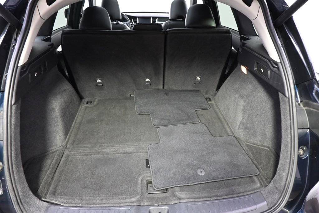 Used 2019 INFINITI QX50 Luxe w/ Cargo Package AWD/4WD image 16