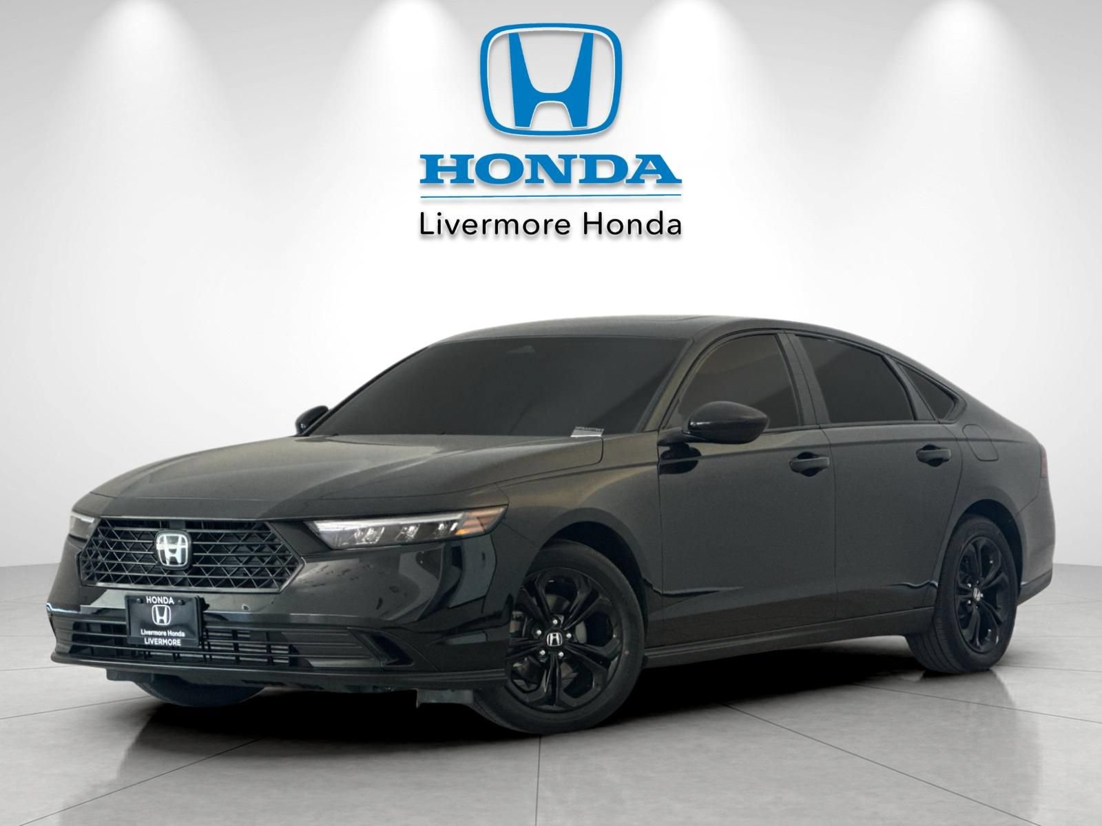 Used 2025 Honda Accord SE image 2