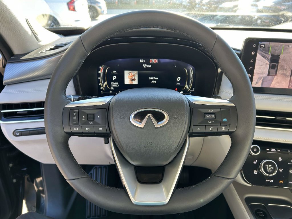 Used 2026 INFINITI QX60 Luxe w/ Family Package AWD/4WD image 19