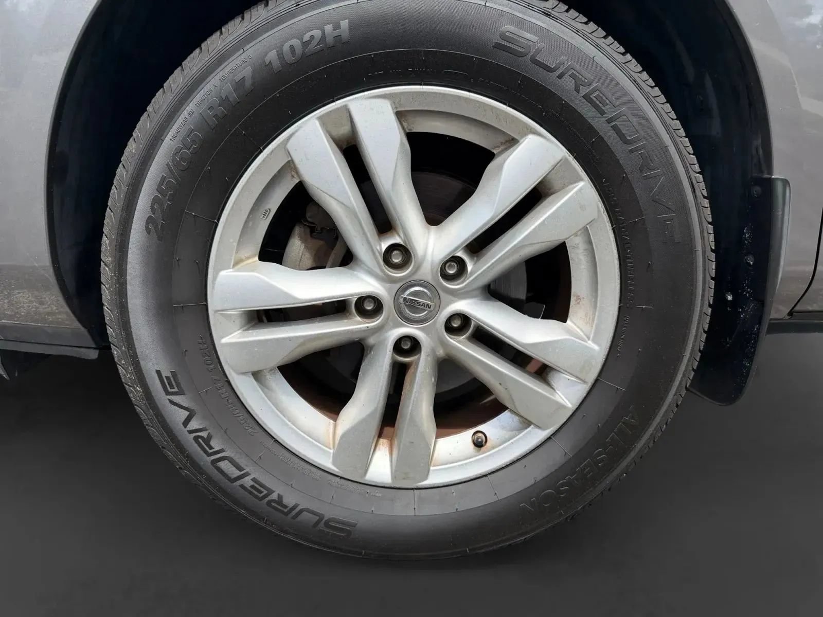 Used 2015 Nissan Rogue S w/ Convenience Package FWD image 9